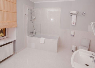 Hotel Optima Rivne Bathroom