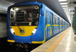 Kiev Metro will make a gift for all women as Subway Car painted with flowers