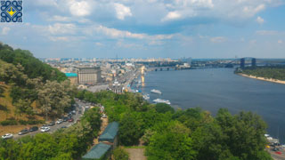 Klitschko Pedestrian-Bicycle Bridge | Panoramic views of Podol and Dnieper River