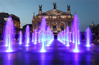 Lviv Light and Music Fountain open on 23.10.2020 in front of Lviv Opera