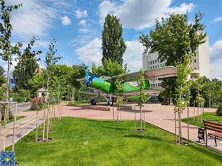 In Kyiv Aviation Pioneers Park appears new exhibit - Antonov AN-2
