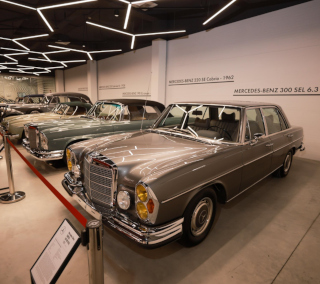 Classic cars VIK Cars Museum will be opened on 08.10.2025 in Lviv - Mercedes-Benz 220 SE and 300 SEL