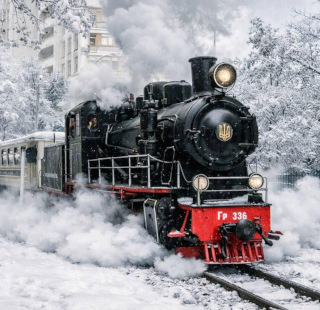 Steam Locomotive Romantic Train Tours will be held in Kyiv and Lviv