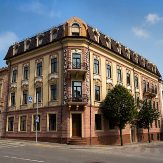 Hotel Optima Renaissance 4 Stars will open on 22.09.2026 in Chernivtsi - Exterior