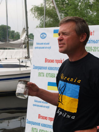 Crew members: Andrei  Zubenko of sailboat Kupava