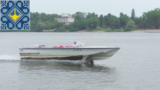 Kyiv Cruise Hydrofoil Volga on speed up to 60 km/h