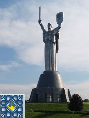 Statue-monument Mother Motherland